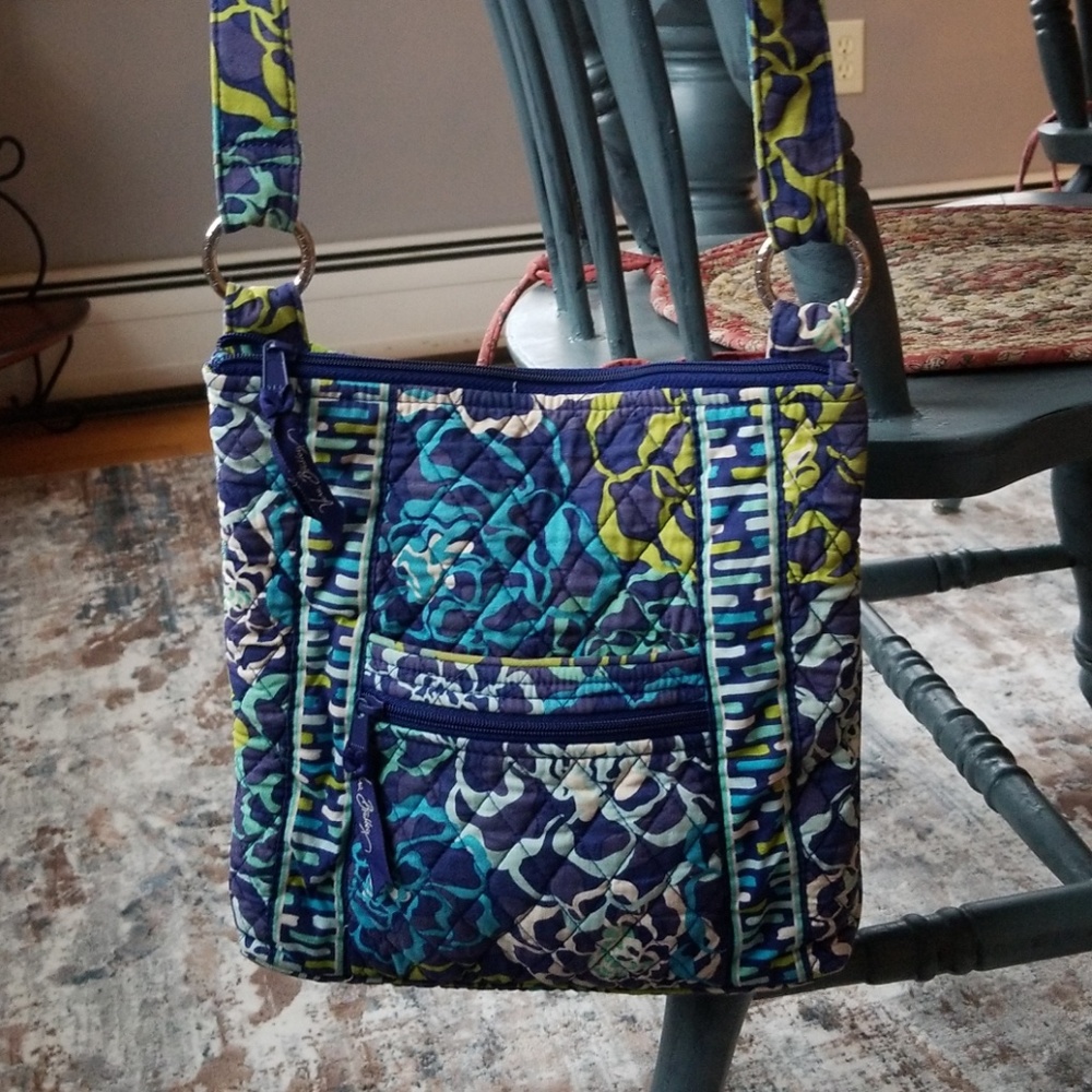 Blue patterned vera bradley crossbody purse
